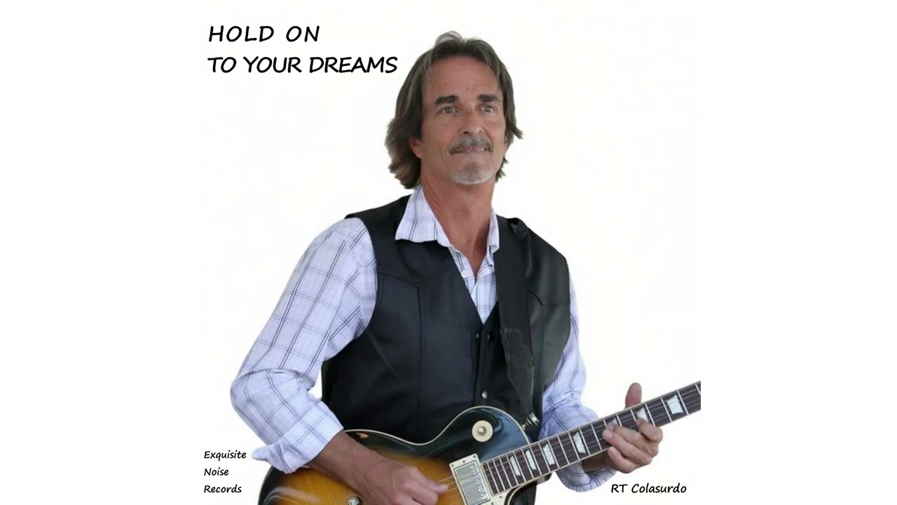 R.T. Colasurdo - She Wiggles When She Walks