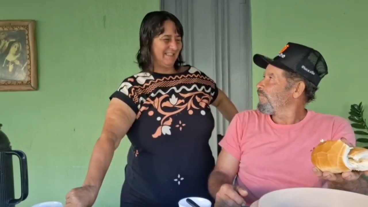 MUITO SERVIÇO AQUI NA CHÁCARA E FUI NA FALIA DE REIS 👑. 