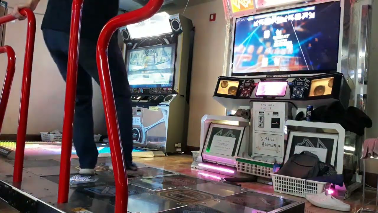 [펌프 잇 업 XX] Paved Garden D21