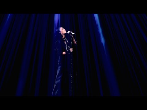 #那英 成都演唱會現場緬懷劉歡 演唱歌曲《彎彎的月亮》