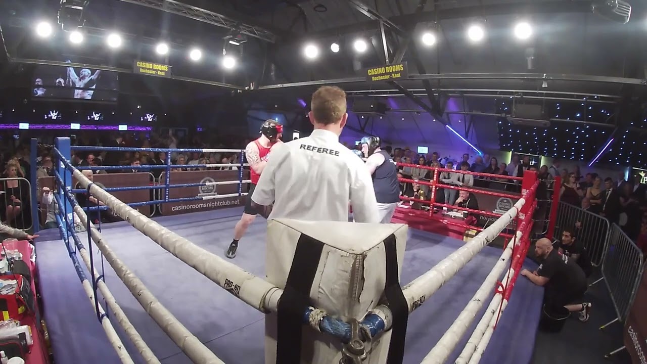 Ultra White Collar Boxing Kent Luke The Punishing Ponter V Cockney