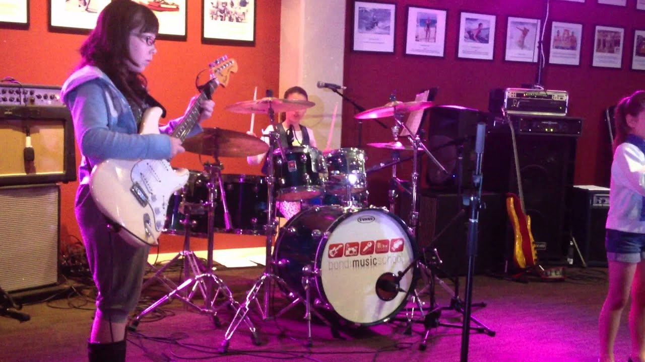 Ava Katz in concert YouTube