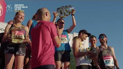 Neskutečný týmový duch na UniCredit Prague Relay 2022!