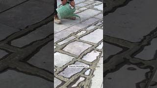 Colare la boiacca nel porfido #stone #patio #skills #concrete #tiktok #trend #skill