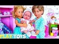 Baby Dolls Family Morning Routine in Dollhouse Toys Play!