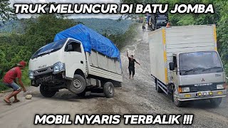 Nerve-wracking !!! The car almost overturned and the truck rolled over Batu Jomba