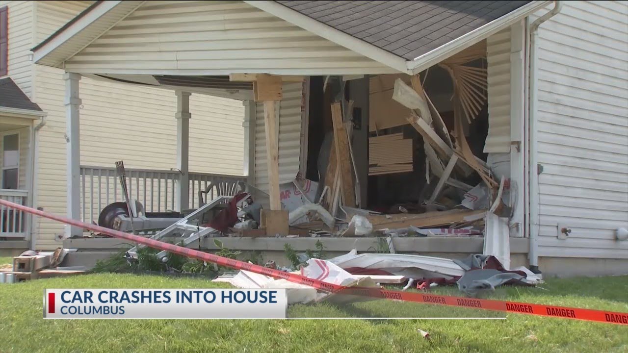 Stolen car crashes into northeast Columbus home: Police - YouTube