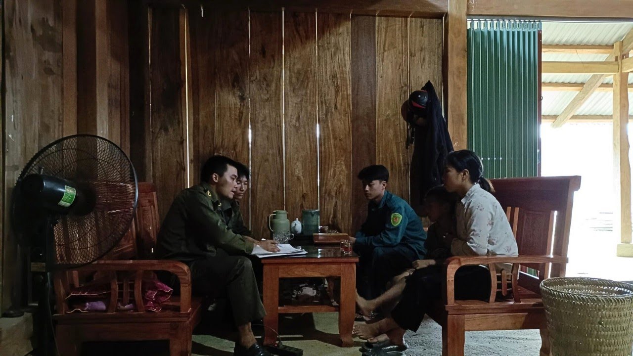 Adopting a Homeless Orphan - The Life of a 17-Year-Old Single Mother ...