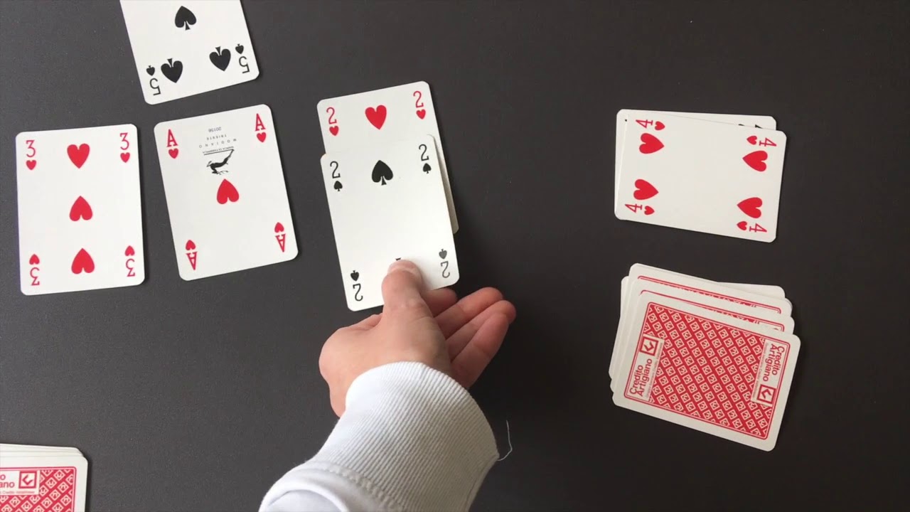 Gioco con le carte: Rubamazzeto semplice 