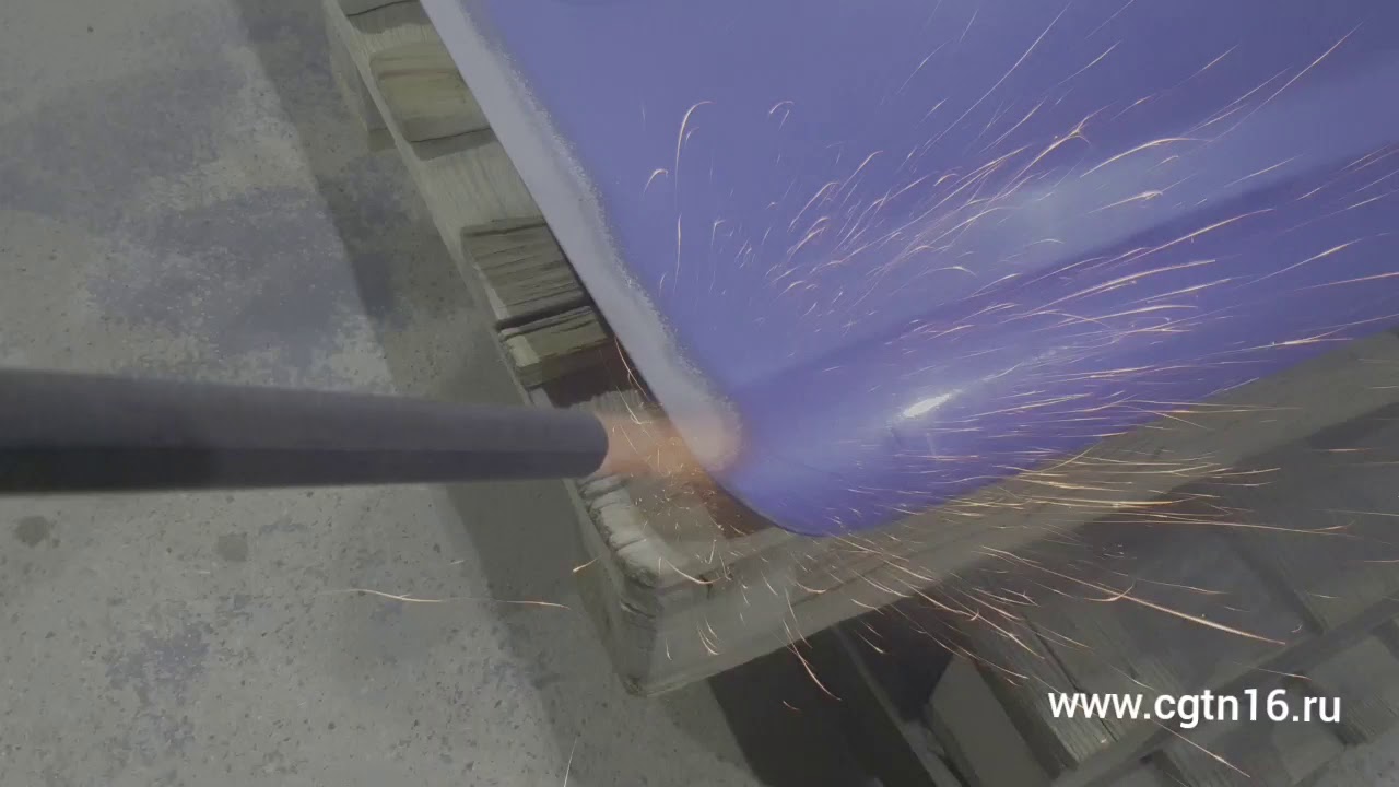 Пескоструйная очистка автомобильной двери от ржавчины