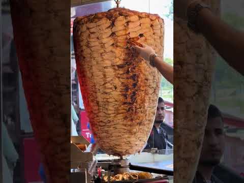 عشاق الشاورما