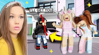 CREEPY NEW NEIGHBOUR STALKED US in BROOKHAVEN with IAMSANNA (Roblox Roleplay)