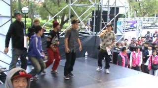 All The Way Live Taiwan 2009 Hart breaker vs TM CREW