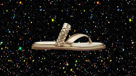 MICHAEL MICHAEL KORS Alba Braided Metallic Faux Leather Slide Sandal Pale Gold Color ⭐️