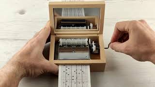 Elvis Presley - Can't Help Falling In Love (Music box version)
