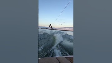 wakeboarding hurts😳 #wakeboarding #shorts #crash