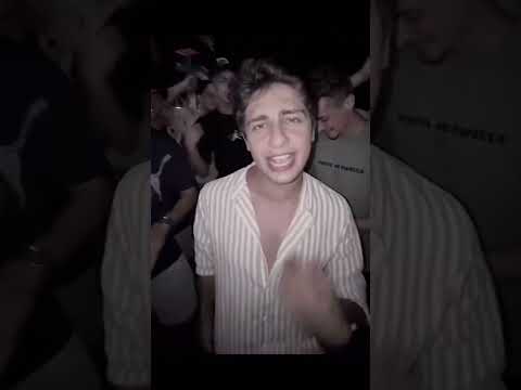 اه ارجع لا سيبك
