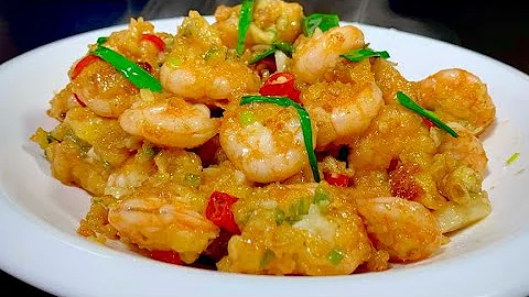 The hotel chef has 40 years of experience, sharing a new recipe of prawns - 天天要闻