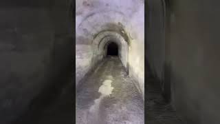 Geheime Türe 🚪 enthüllt riesiges Geheimnis ⛔️ unter der Stadt 😱 #shorts #short #bunker #nrw #fd