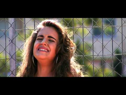Belén Moreno - Cuando tenía que jugar (Videoclip Oficial) (17 primaveras)