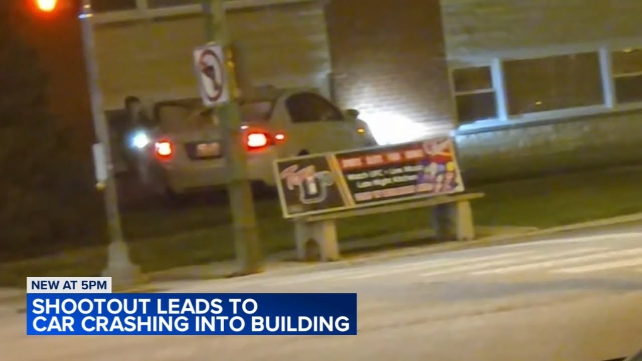 Car crashes into building after CCL holder shootout: CPD - YouTube