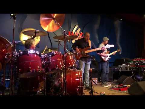Simon Phillips -