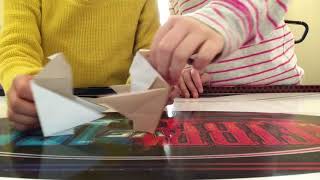 How To Play With Origami Sumo Wrestlers!