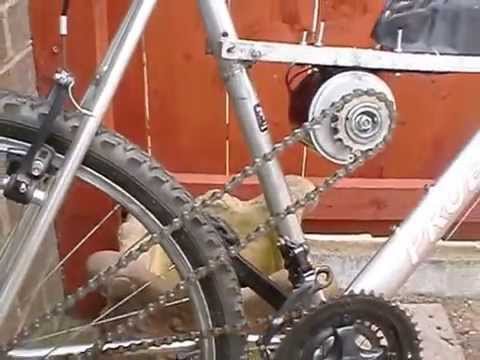 cycle with motor and battery