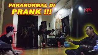 AUTO PANIC TEAM!! The paranormal is really angry...