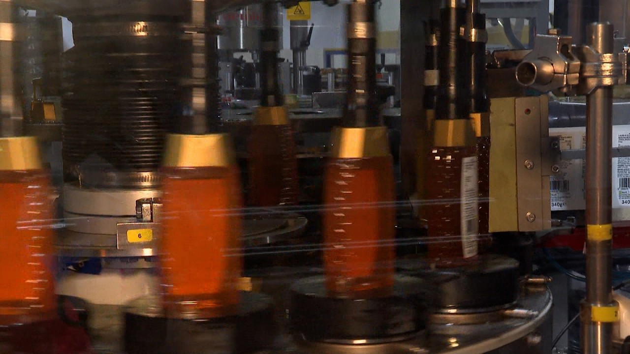 T15/E1: Cortes Metalúrgicos Oviedo, Veka Ibérica y Maes Honey