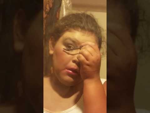 Video: Kritizujete Elizabeth Gutierrezovou Za To, že Jí Dala Make-up
