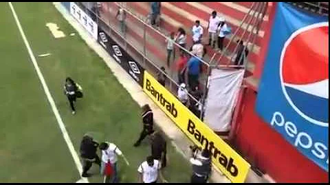 Rogelio Flores responde a aficionados