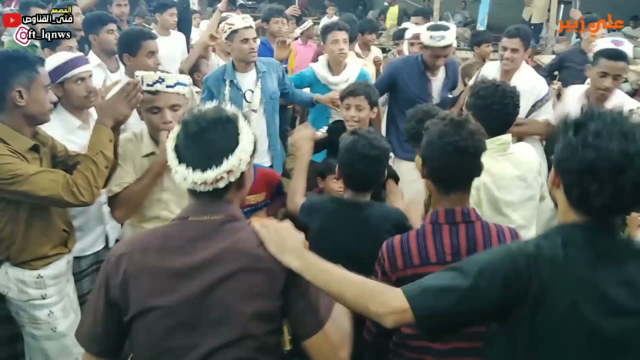 مقطع مختصر من الزفه مع الرقص التهامي غناء الفنان#أيمن_المدار #الحديده #القناوص ديرالهليلي