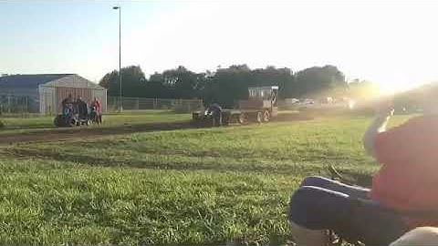 1100lb 12hp stock altered class!