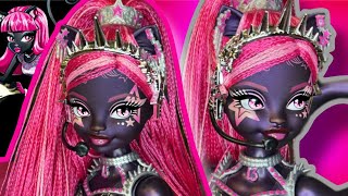 CATTY THE STAR! FangVote 2025 Catty Nior Monster High Skullector Doll Review 
