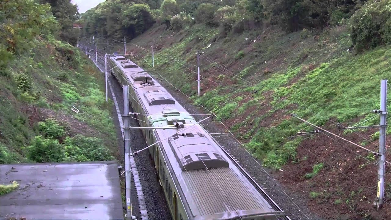 Killester HD-Dart 8600 class departs under bridge top movies on netflix