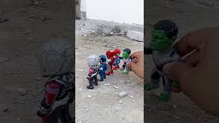 Ant-Man won't turn around which annoys Hulk #marveltoys #spiderman