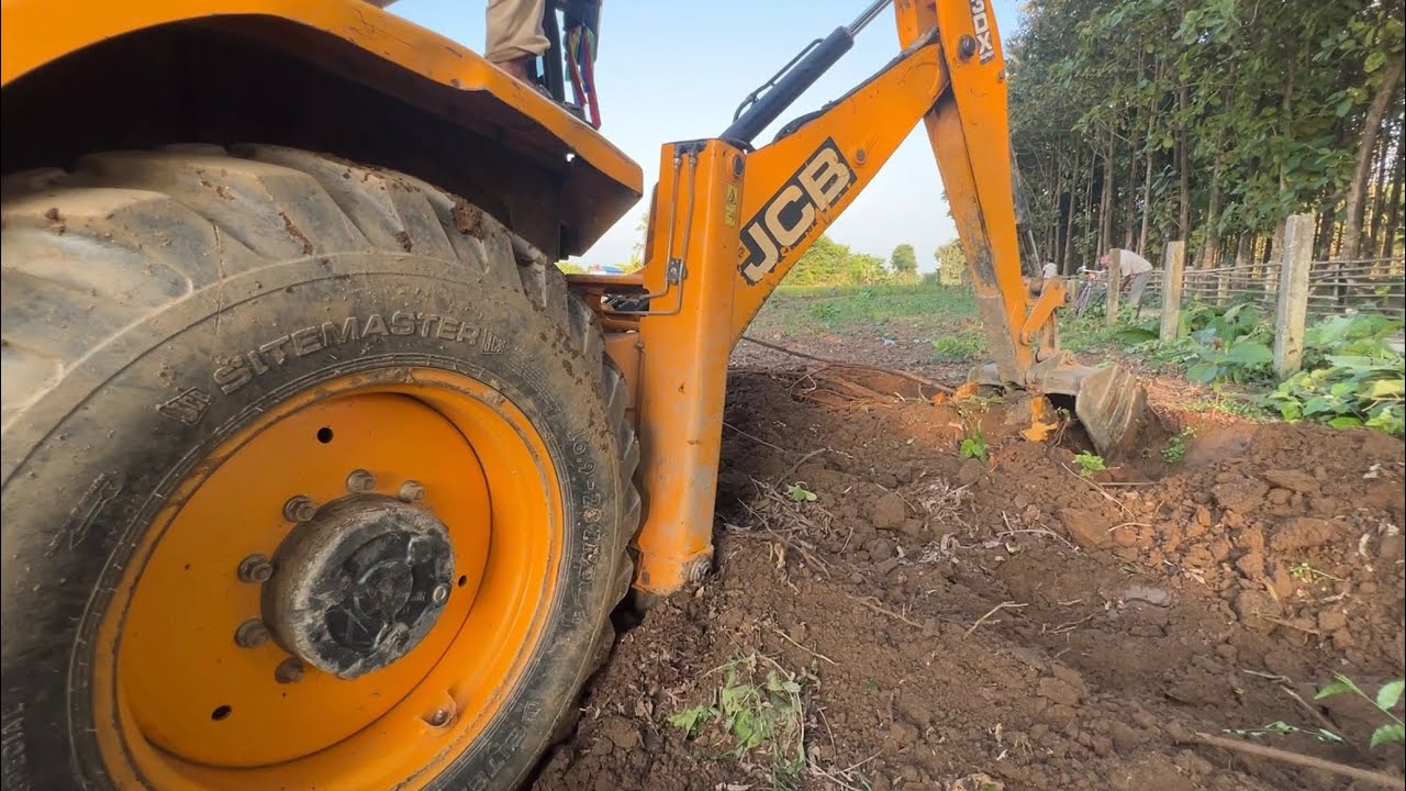Big Tyre JCB Backhoe Video | Soil Cutting And Uprooting Backhoe Loader @droneplanet2040