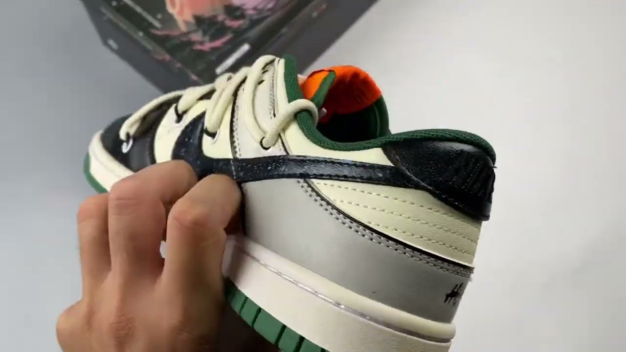 Custom Nike Dunk Low Retro Miami Hurricanes