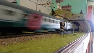 E402B 144 XMPR Rivarossi con IC PLUS (5)