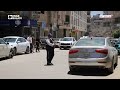 علي الخلف.. شرطي مرور يخفف ازدحام شارع الثورة في داريا