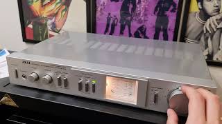 Akai AM-U01 - YouTube