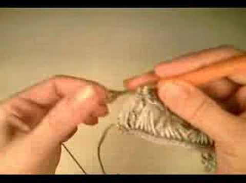 Shaping with Broomstick Lace 1 - Decreasing