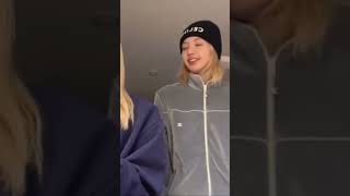 chaelisa Compilation Of Cute Moments In Chaelisas  lisa ros chaelisa blackpink