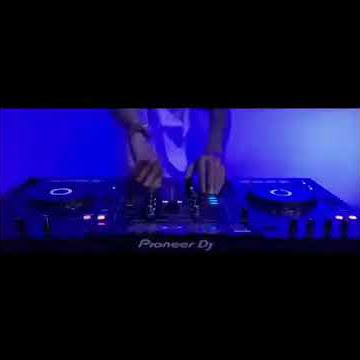 dj hiding hala hala haiding