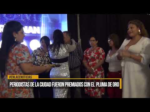 Periodistas de la ciudad fueron premiados con el Pluma de  Oro