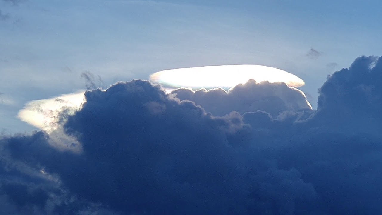Unusual weather phenomenon in Bangalore - YouTube