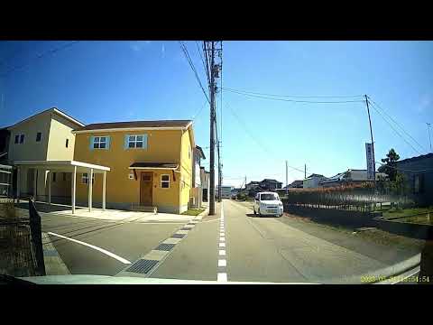 狭い道でのすれ違い