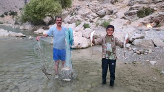 Nomadic Life Traditional Nomad Fishing Techniques Amazing Fishing in the Wild Mountain River
