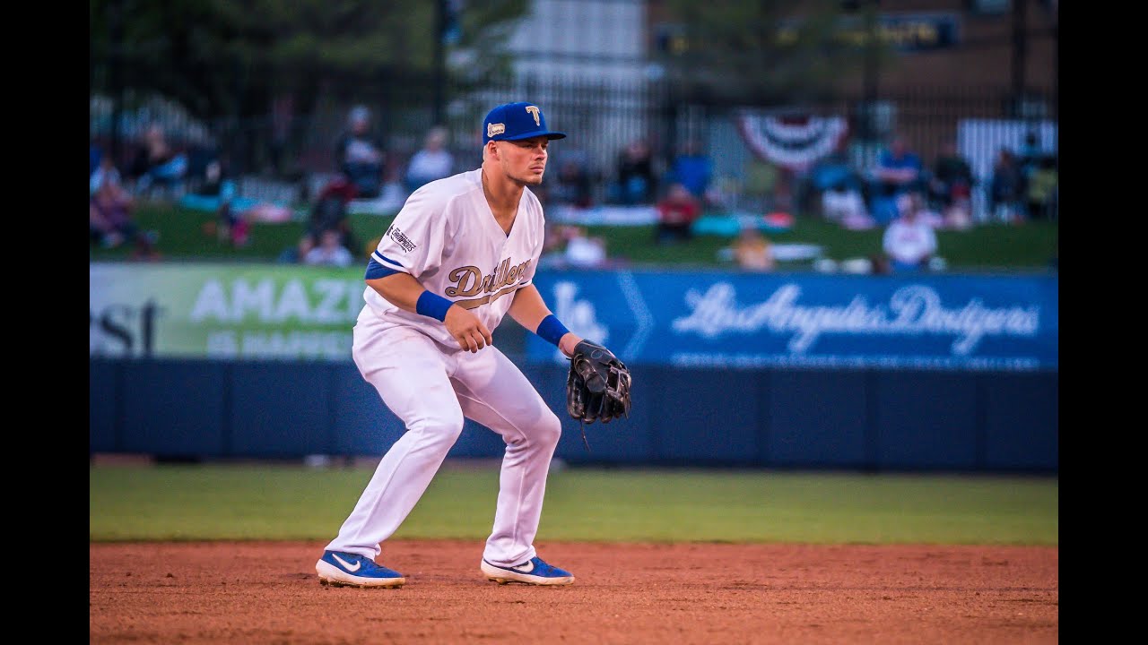 Dodgers' Lux Recalls Surprise Call-Up